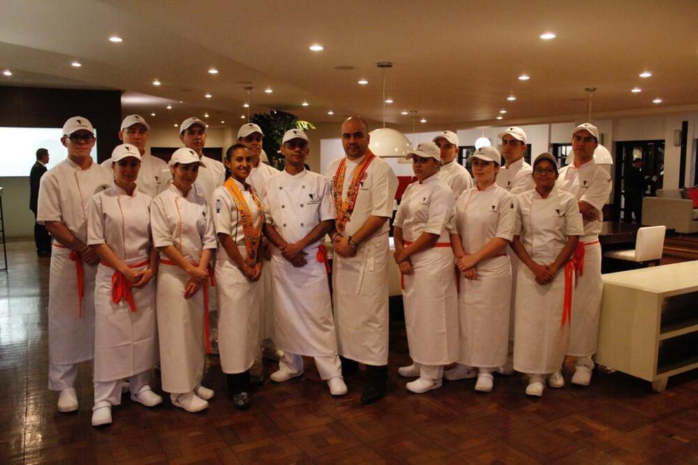 Yuliana Velasquez egresada de Master Cuisine
